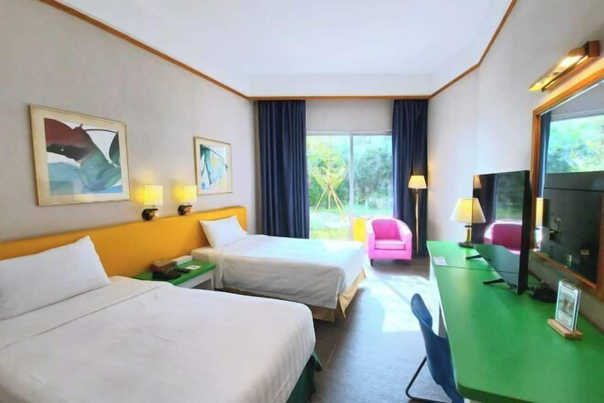 In-room safe, desk, iron/ironing board, free cots/infant beds