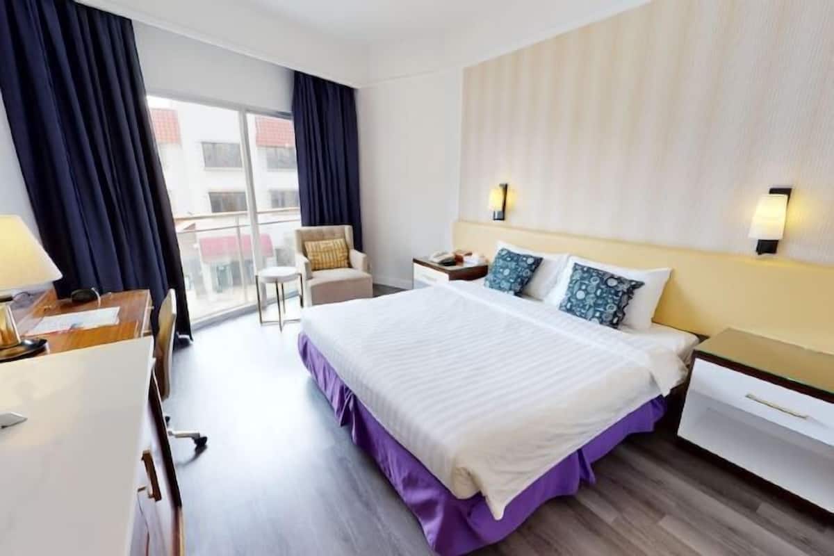 In-room safe, desk, iron/ironing board, free cots/infant beds