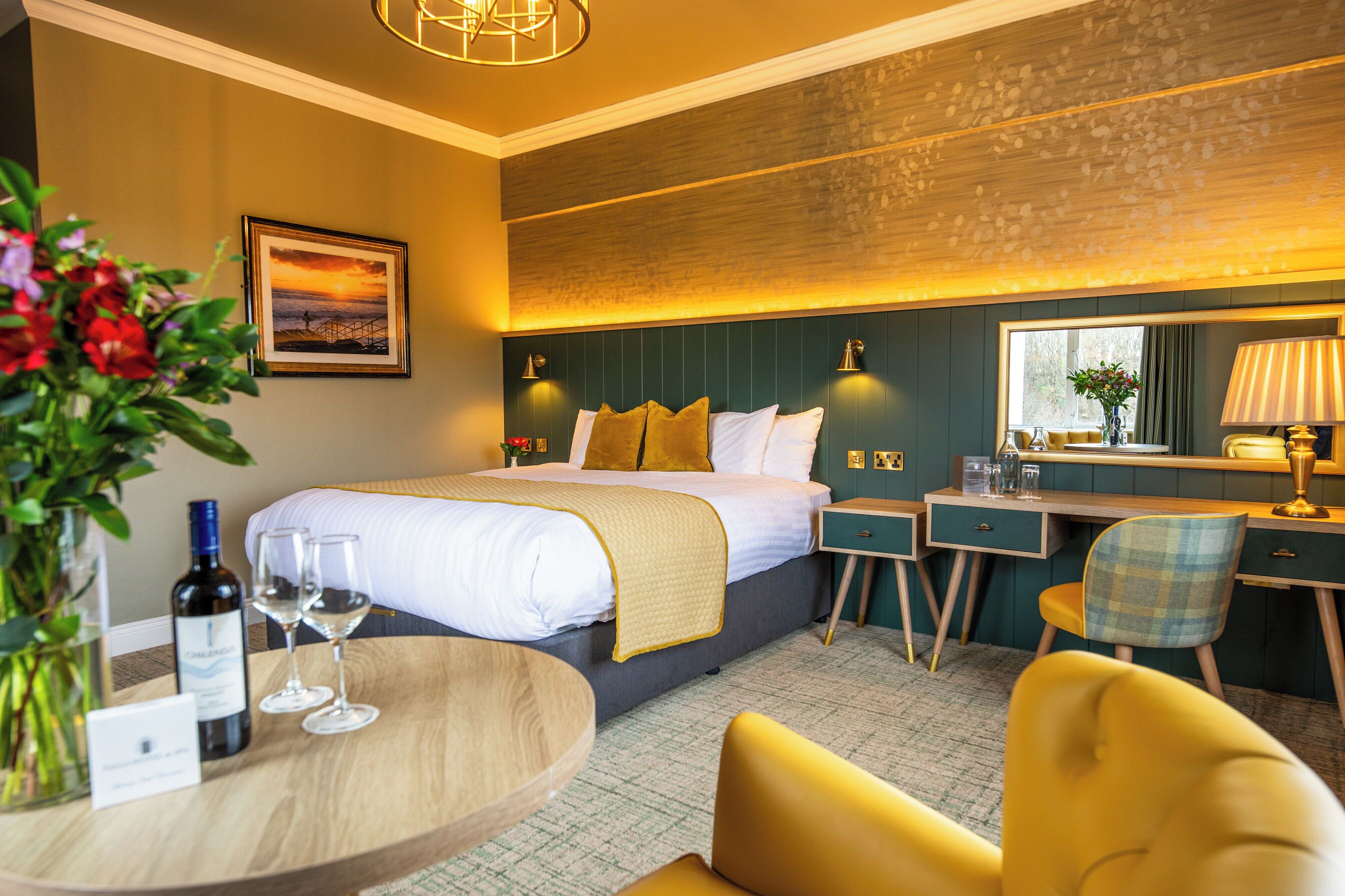 Double Room | In-room safe, desk, iron/ironing board, free WiFi