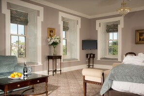 In-room safe, desk, iron/ironing board, free WiFi - Falls Hotel & Spa (Ennistimon)