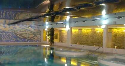 Falls Hotel & Spa