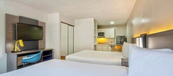 Studio 6 Austin, TX - Midtown