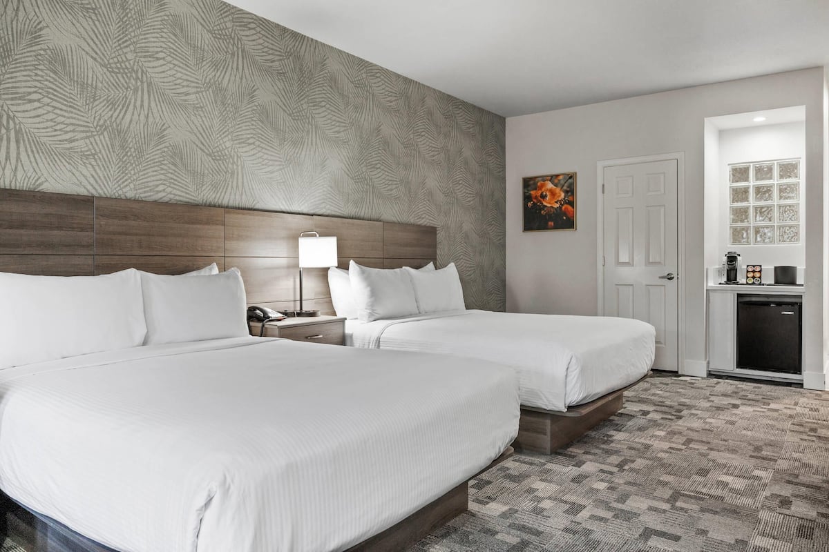 Suite, Multiple Beds, Non Smoking
