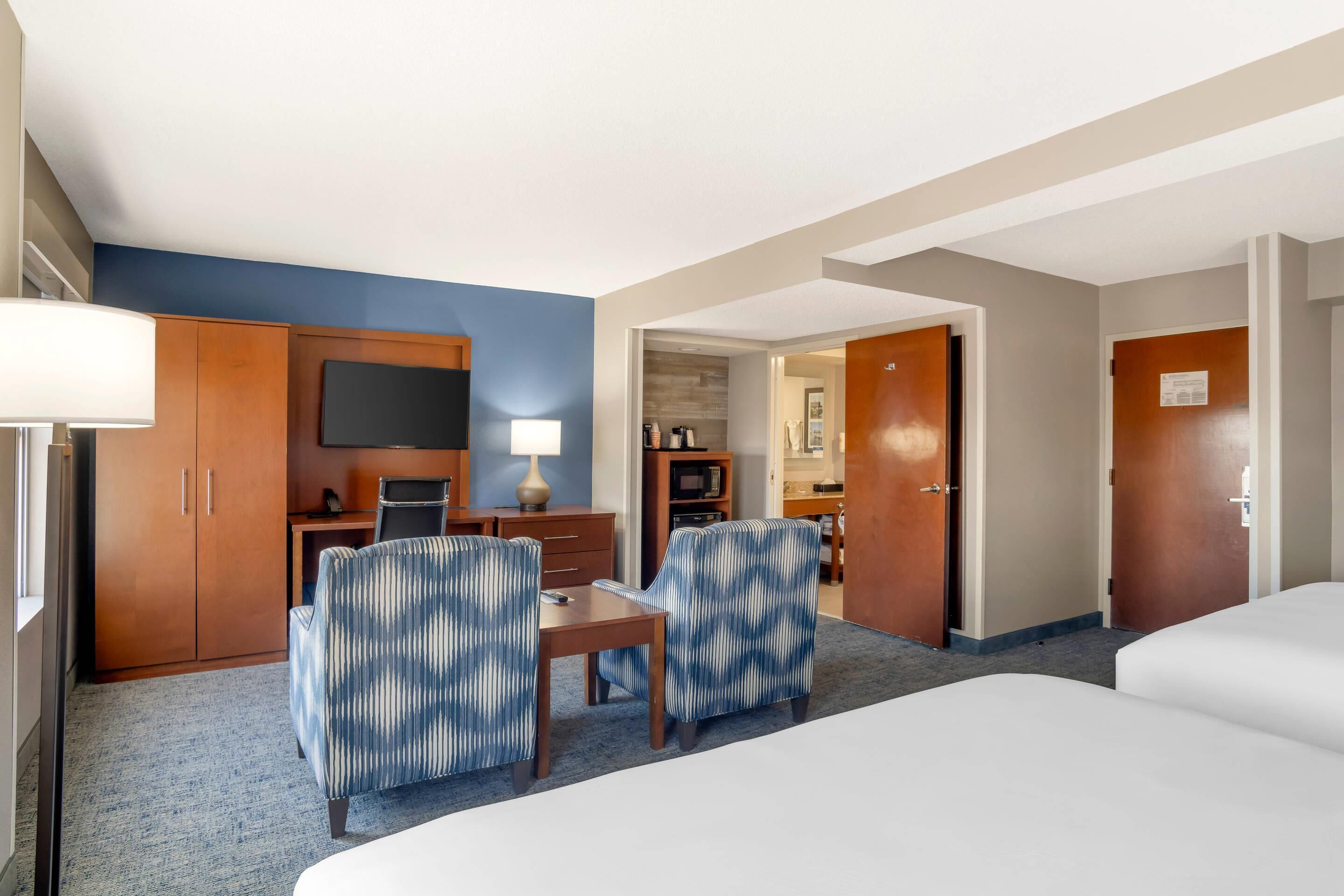 suite, non smoking (2 king beds) | desk, laptop workspace, blackout curtains, soundproofing
