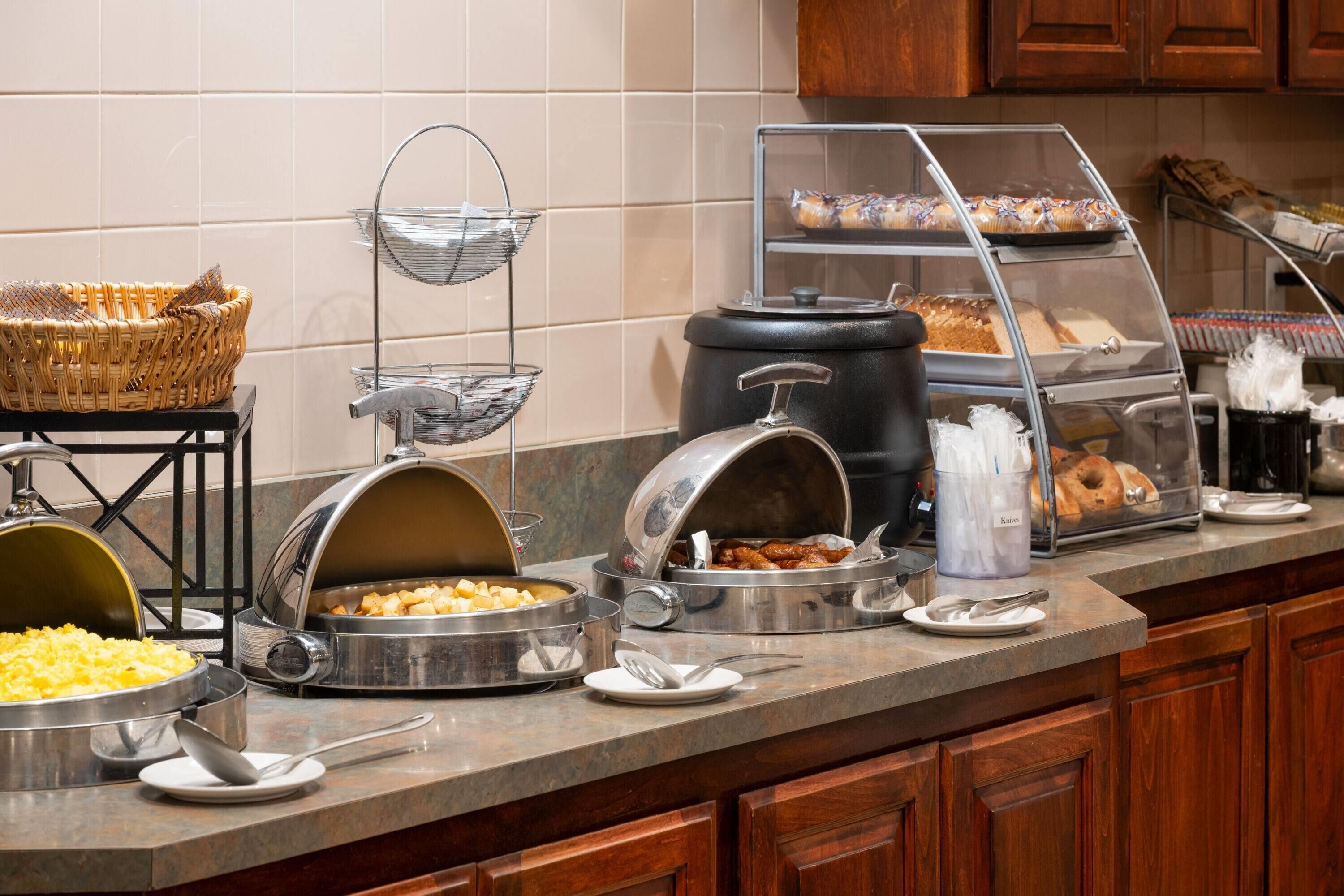 Free daily buffet breakfast