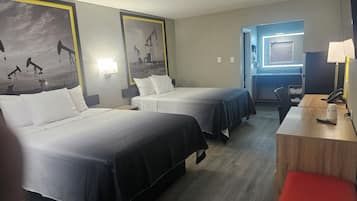 Habitación, 2 camas de matrimonio, no fumadores | Cortinas opacas, tabla de planchar con plancha, wifi gratis