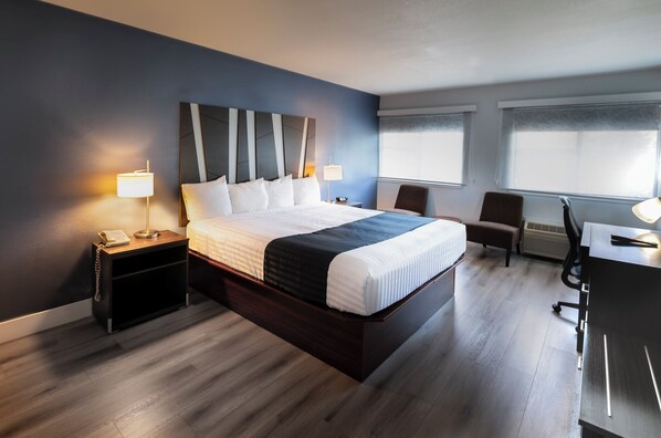 Standard Room, 1 King Bed, Non Smoking