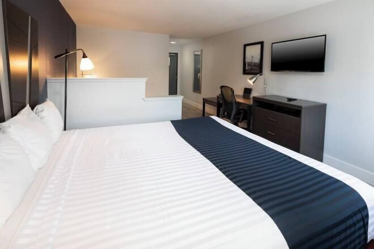 1 chambre, literie de qualité supérieure, bureau