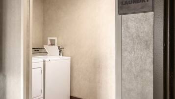 Ruang laundry