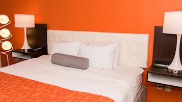 Habitación, 1 cama de matrimonio grande, no fumadores | Escritorio, espacio para trabajar con un portátil, cortinas opacas