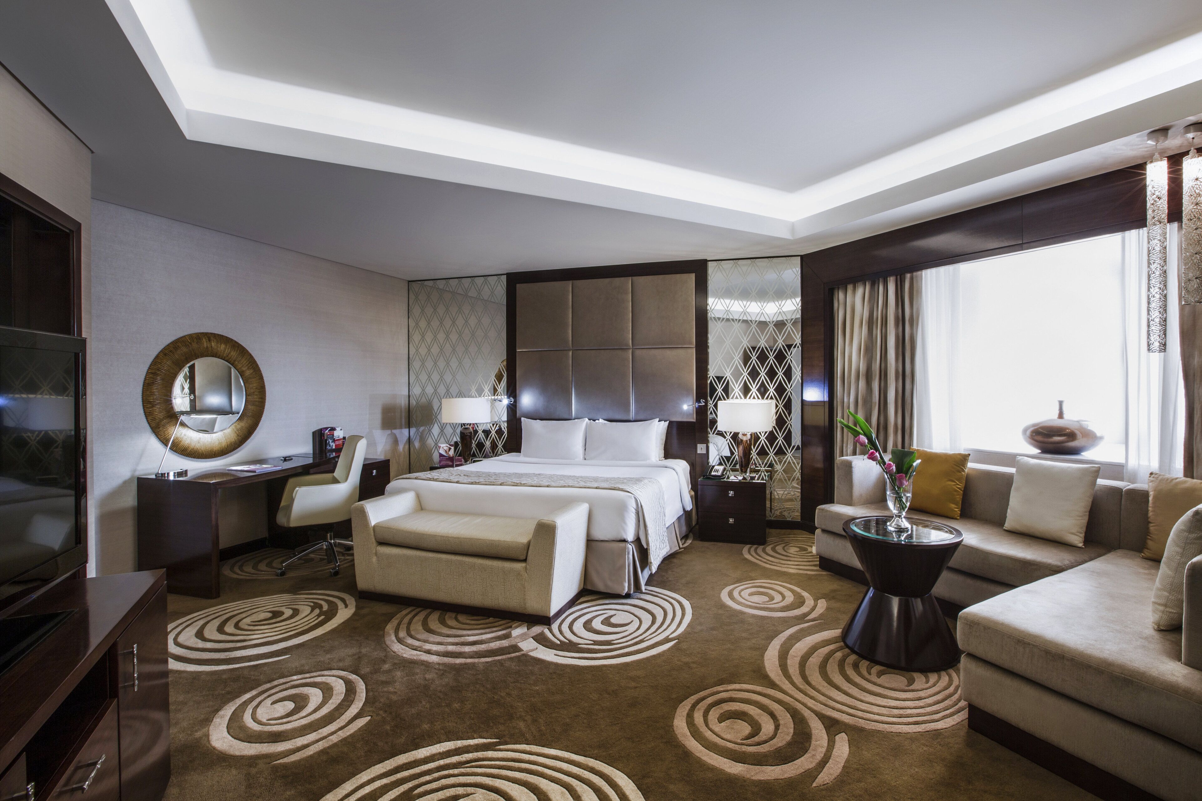 Crowne Plaza Dubai Deira by IHG Dubai amenities photo 10