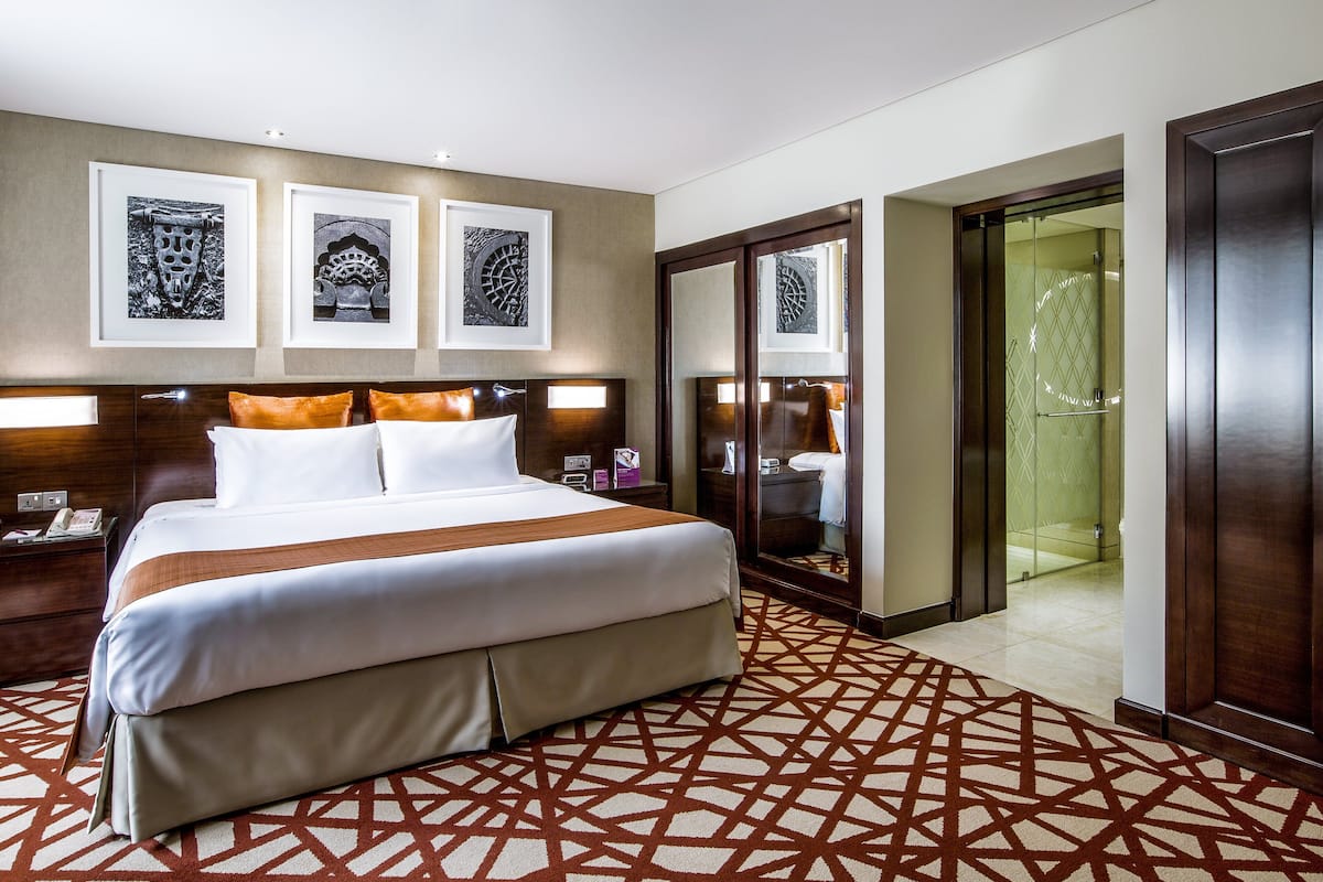 1 bedroom, premium bedding, pillow-top beds, minibar