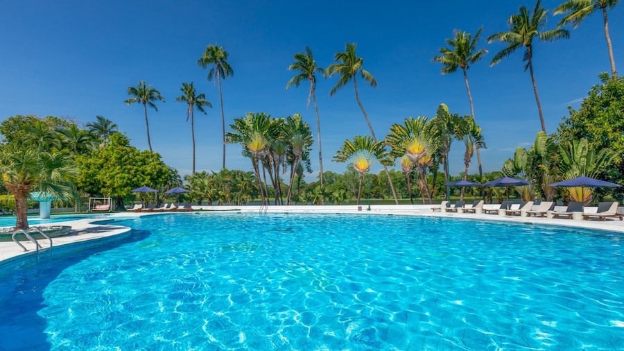 インヤ レイク ホテル