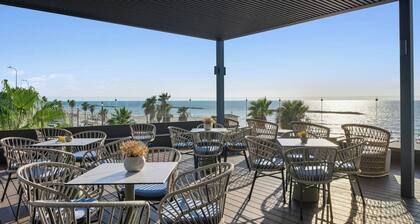 Renaissance Tel Aviv