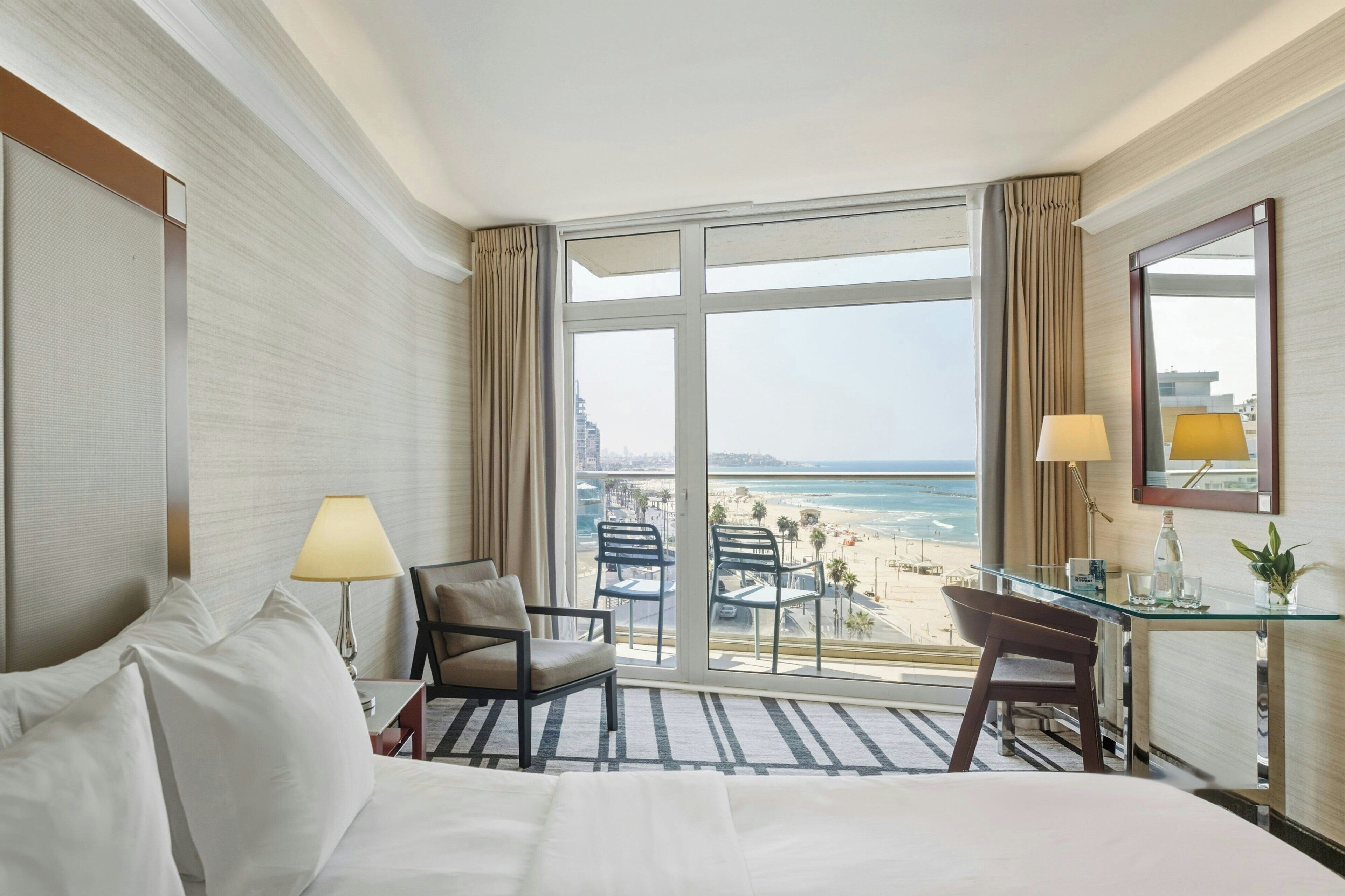 經典客房, 1 張加大雙人床, 海景 (Balcony) | 高級寢具、羽絨被、舒適加層、迷你吧