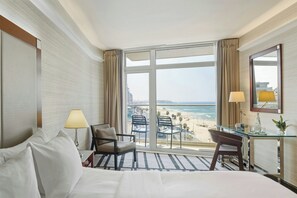 Classic Room, 1 Queen Bed, Sea View (Balcony)