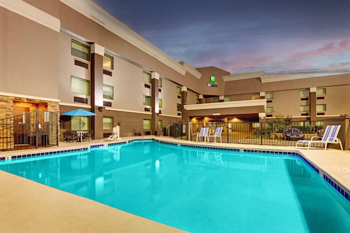 Holiday Inn Express W-I40/Whitebridge Road by IHG