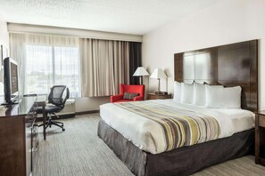 In-room safe, desk, blackout curtains, iron/ironing board - Country Inn & Suites by Radisson, Cookeville, TN (Cookeville)