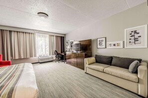 Studio Suite, 1 King Bed, Non Smoking, Bathtub | In-room safe, desk, blackout drapes, iron/ironing board