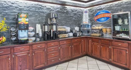 Baymont by Wyndham Jonesboro