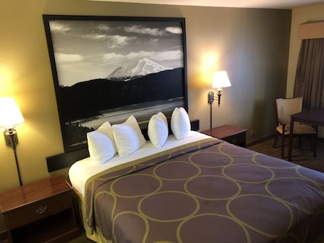 In-room safe, desk, free WiFi, bed sheets