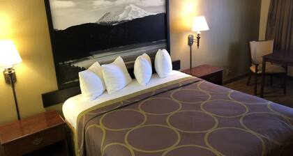 Super 8 by Wyndham Corning