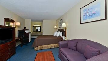 Bureau, rideaux d’obscurcissement, fer et planche à repasser