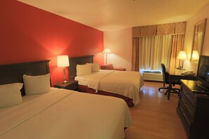 Iron/ironing board, free WiFi - Days Inn by Wyndham Calumet Park (Calumet Park)