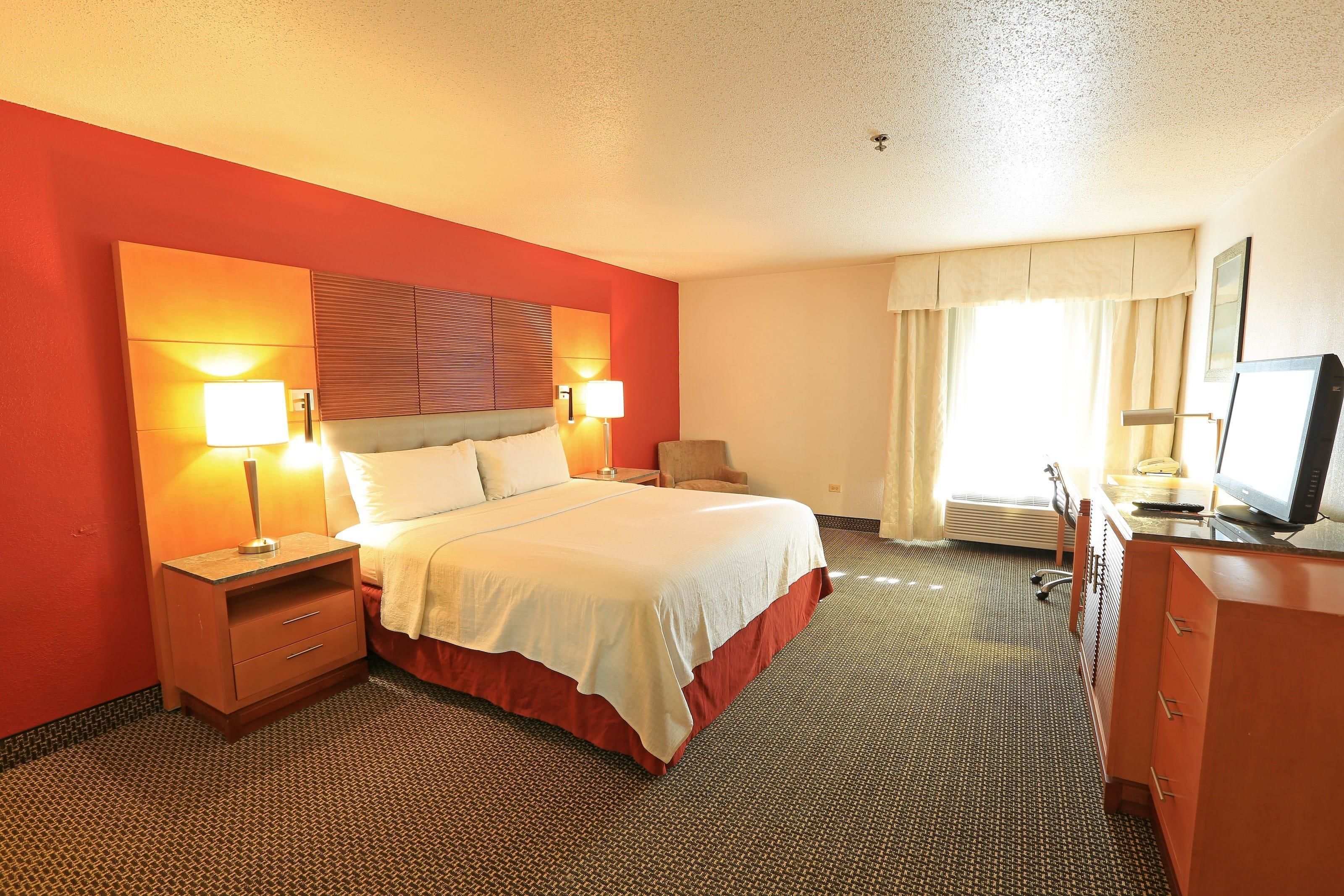 Days Inn by Wyndham Calumet Park
