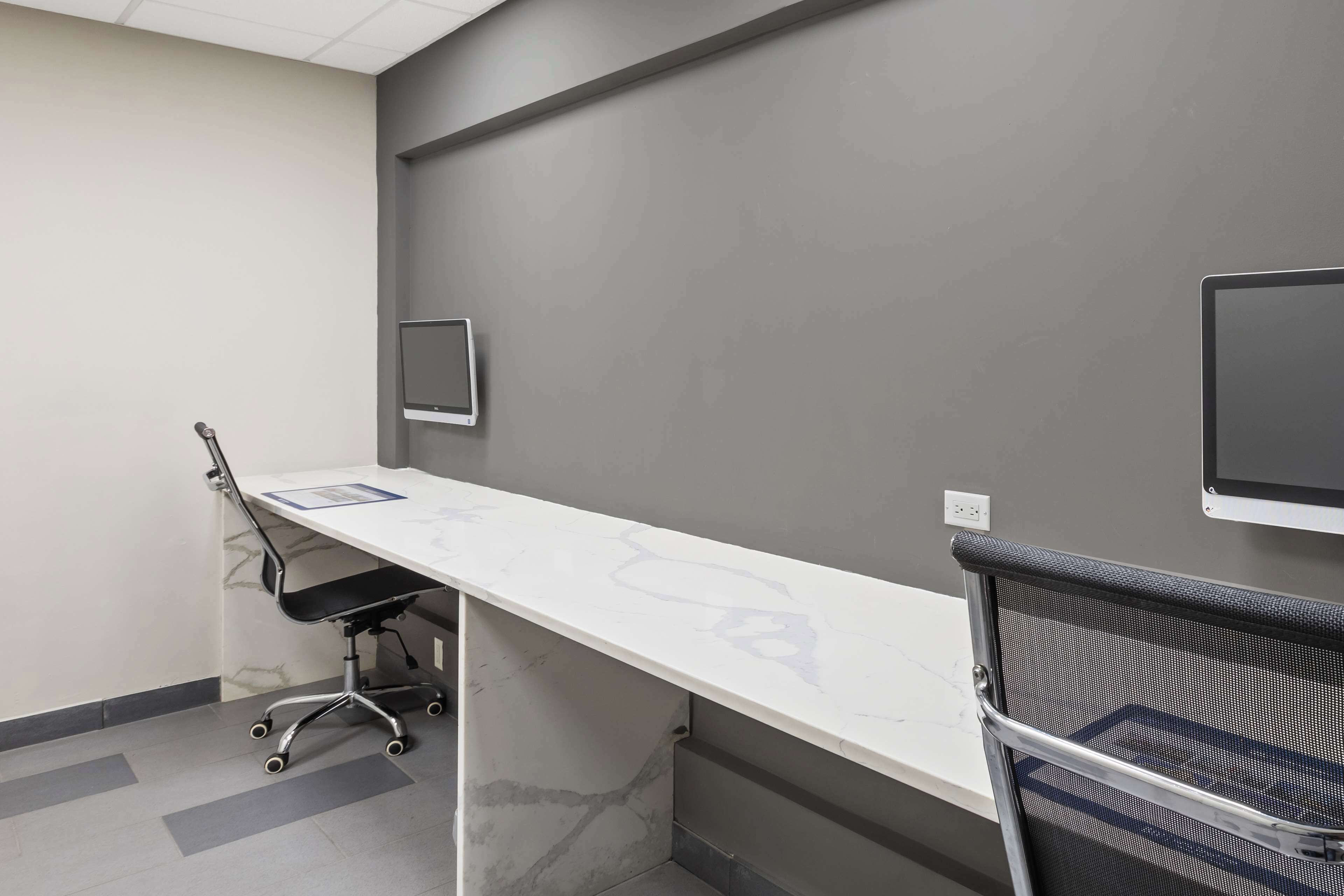 Foto - Best Western Inn & Suites - Midway Airport