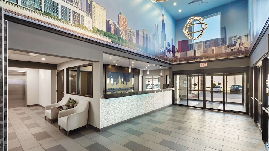 Best Western Inn & Suites - Midway Airport