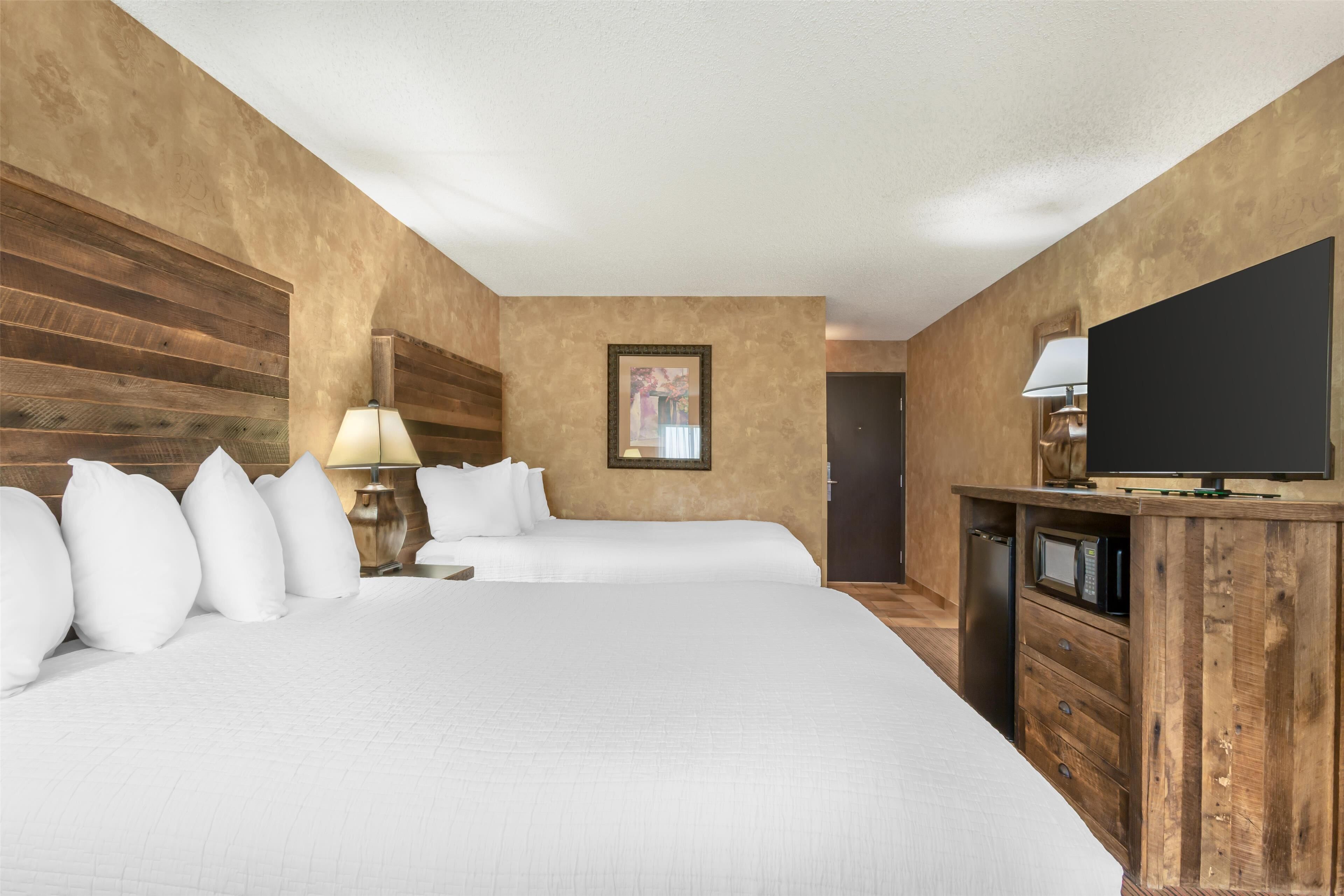 standard room, multiple beds, non smoking (with sofabed) | 1 bedroom, desk, laptop workspace, blackout curtains