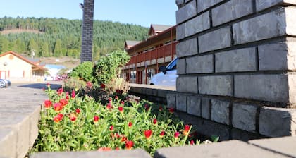 Rice Hill Inn