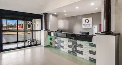 Quality Inn & Suites Fort Worth - Fossil Creek