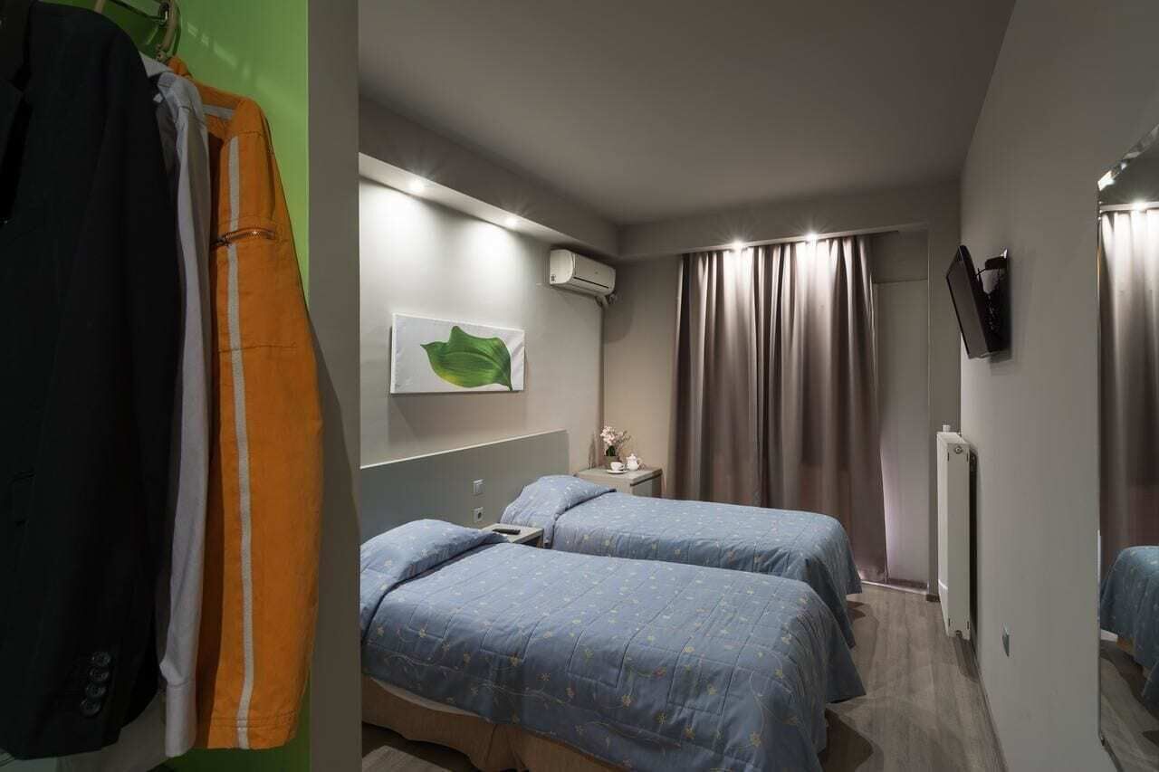 Blackout drapes, soundproofing, free WiFi, bed sheets