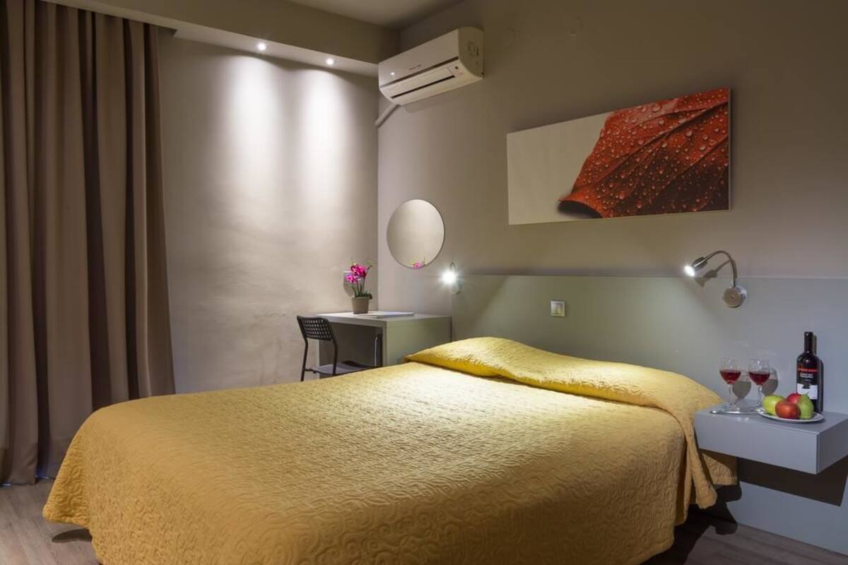 Superior Single Room | Blackout drapes, soundproofing, WiFi (free), bed sheets