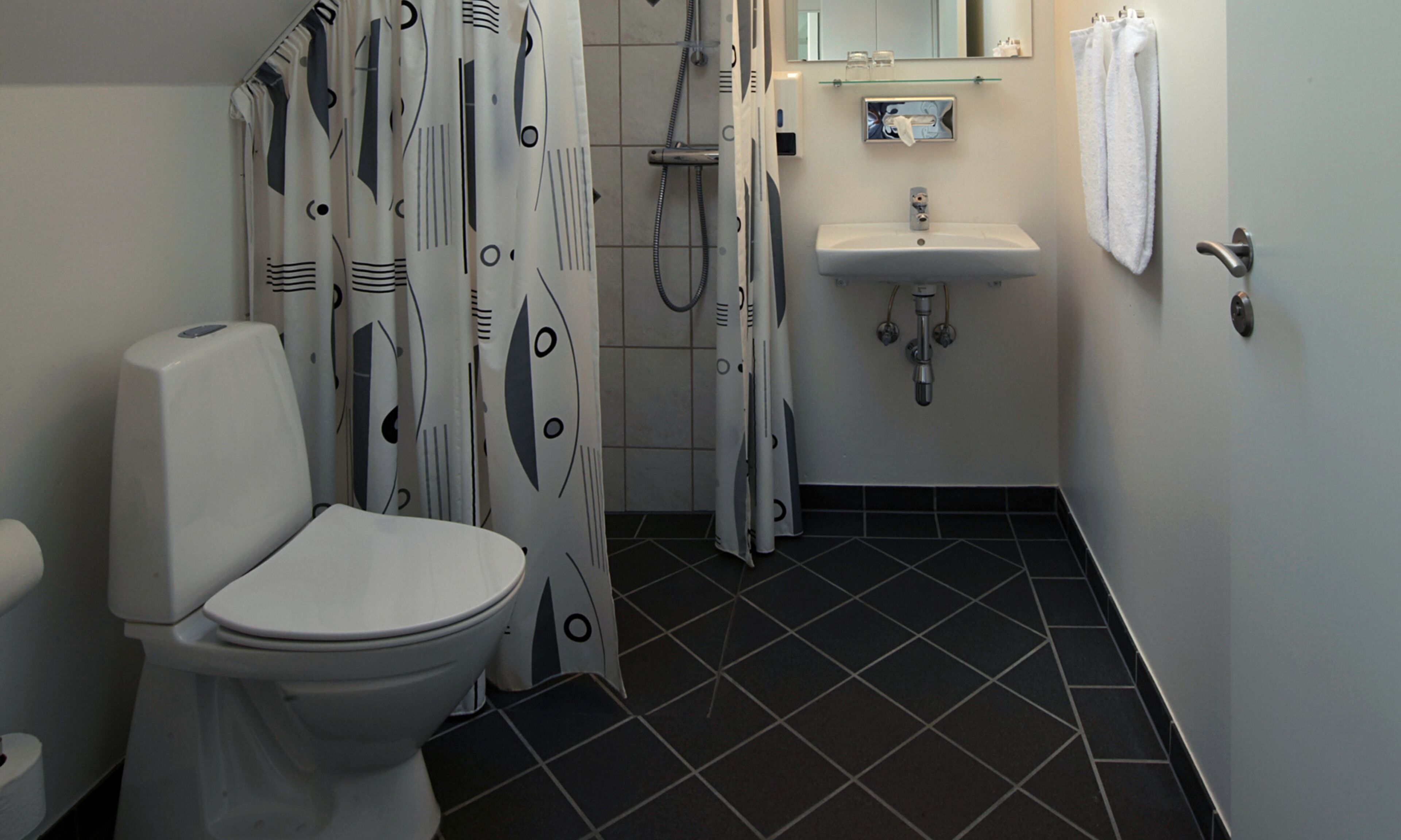 superior room, 2 single beds | bathroom | shower, hair dryer, towels, soap