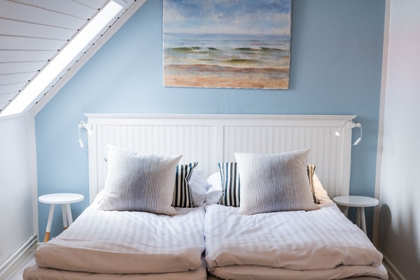 Economy-værelse | Allergivenligt sengetøj, skrivebord, mørklægningsgardiner