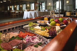 Desayuno buffet incluido todos los días