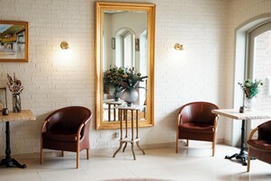 Zona de estar del vestíbulo