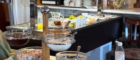 Bữa sáng (100.00 DKK/mỗi người)