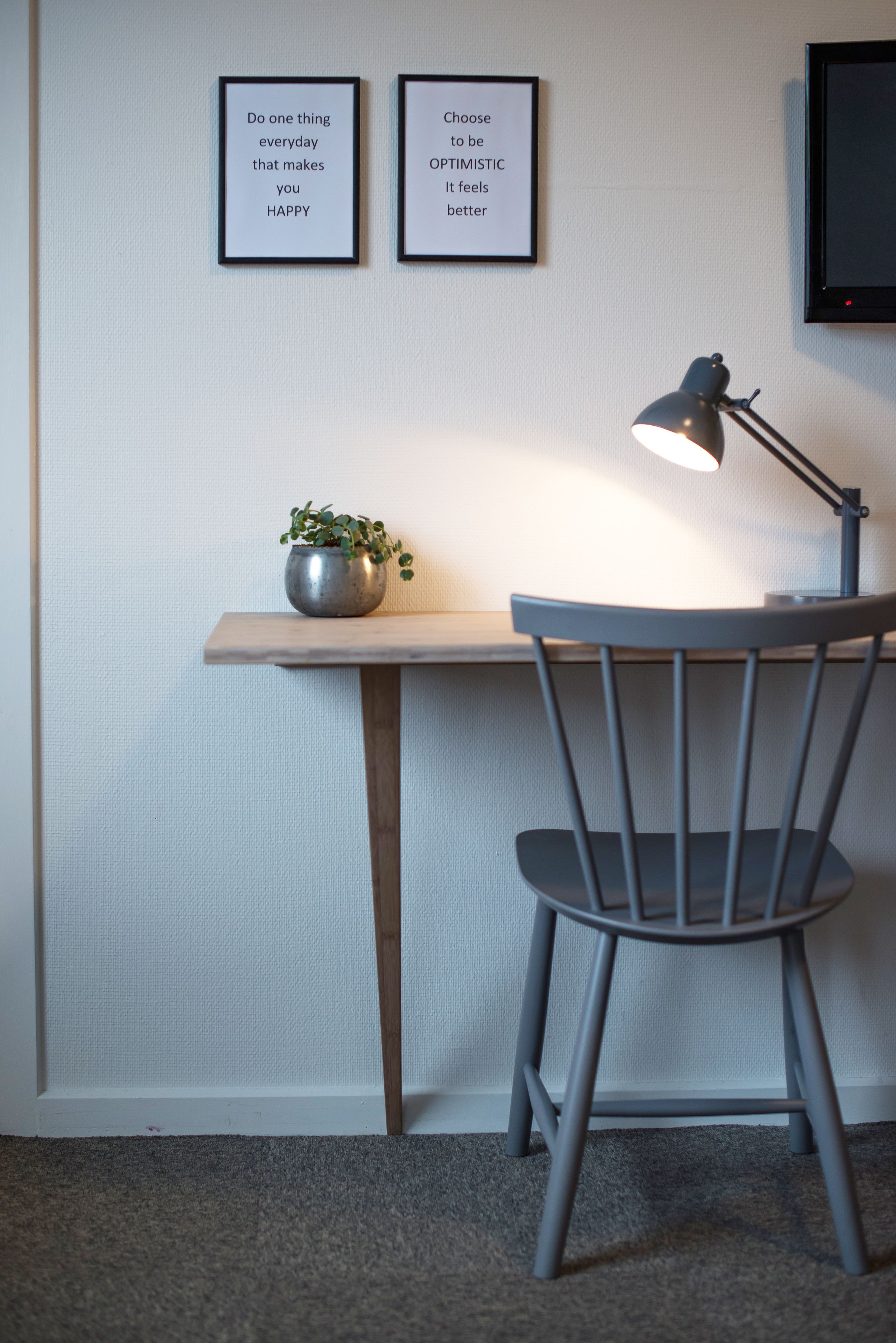 quadruple room | desk, iron/ironing board, cots/infant beds, rollaway beds