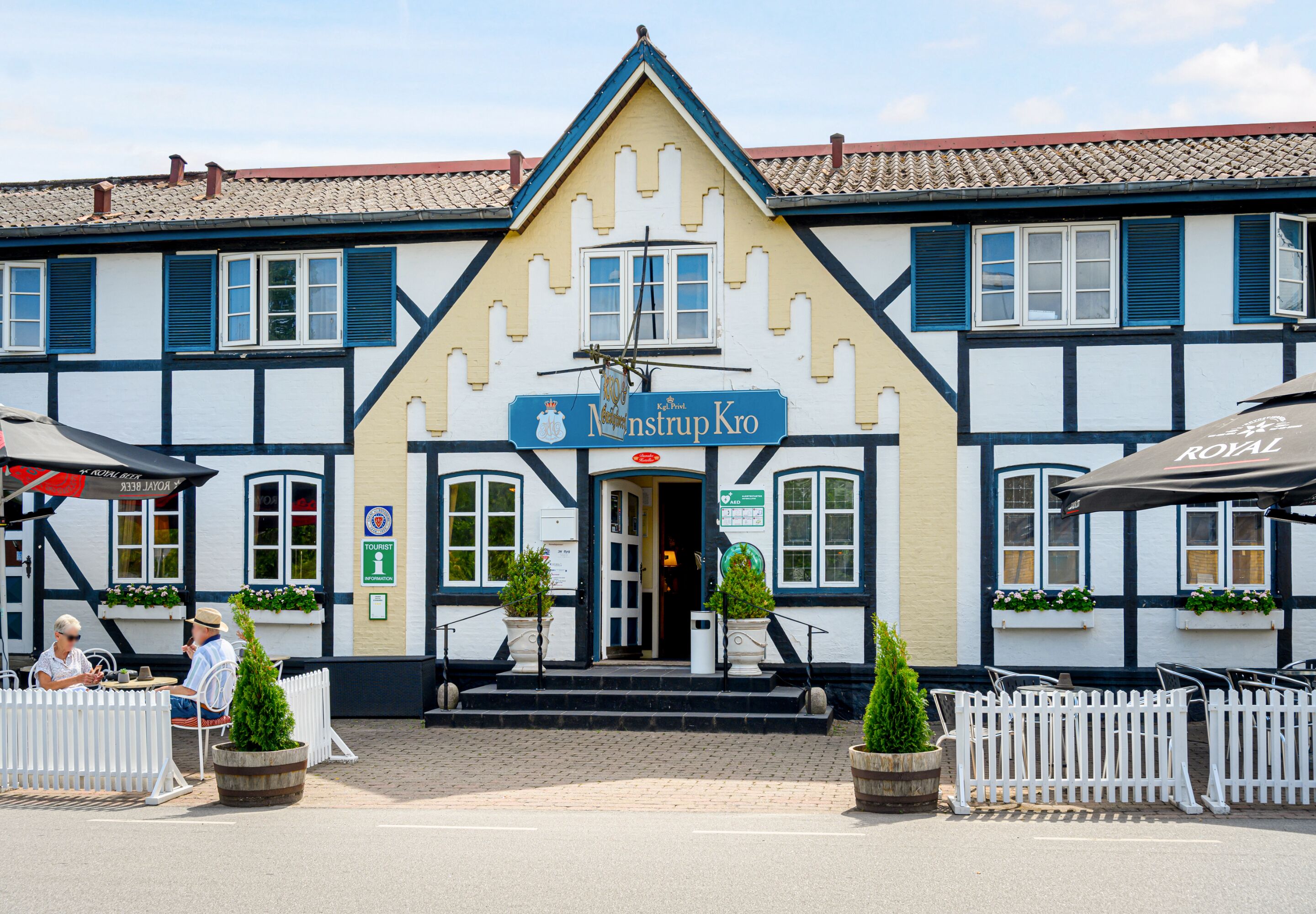 숙박 시설 정면