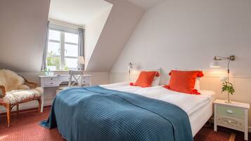 Double Room | Premium bedding, desk, free WiFi, bed sheets