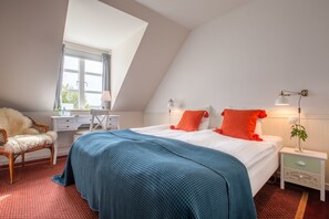 Double Room | Premium bedding, desk, free WiFi, bed sheets