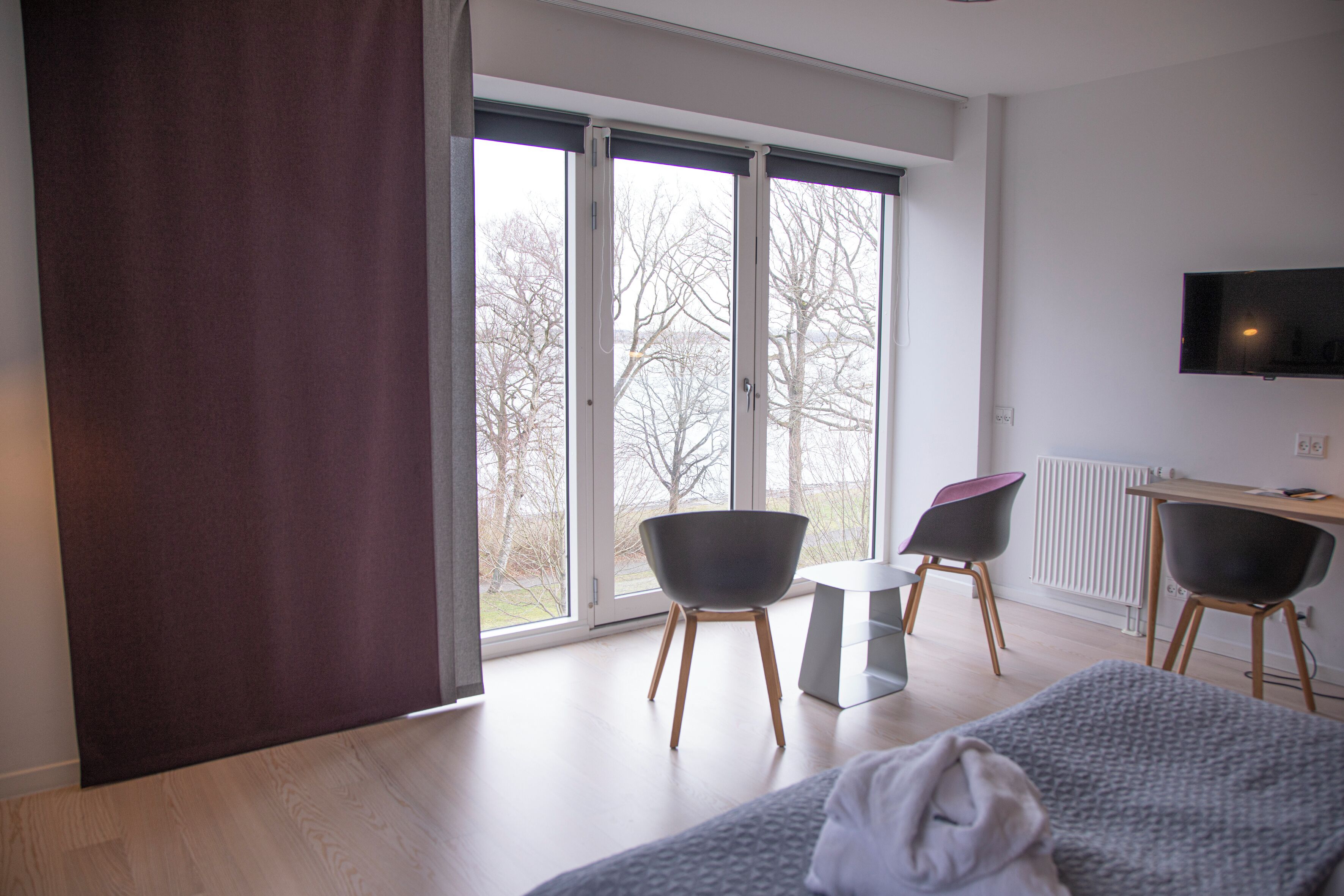 Habitación junior, hidromasaje | Minibar, escritorio, cortinas blackout y cunas 