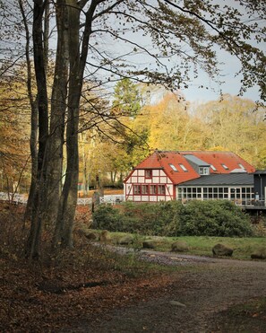 Tasting room