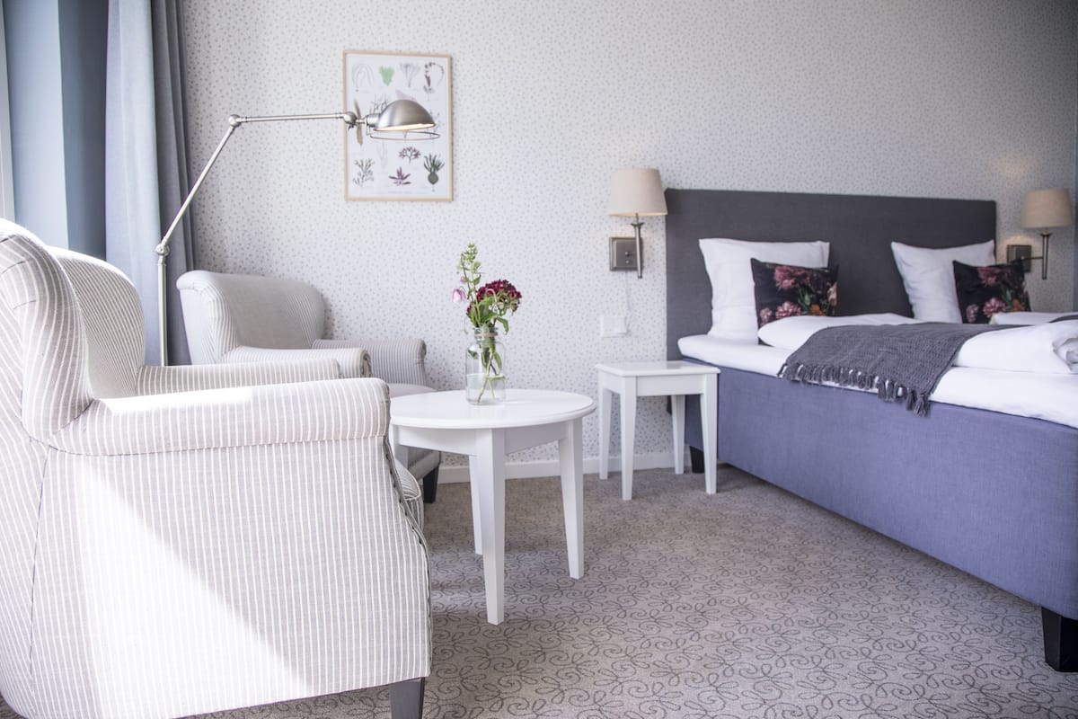 Superior Double Room, 1 Queen Bed, Sea View | In-room safe, desk, cots/infant beds, free WiFi