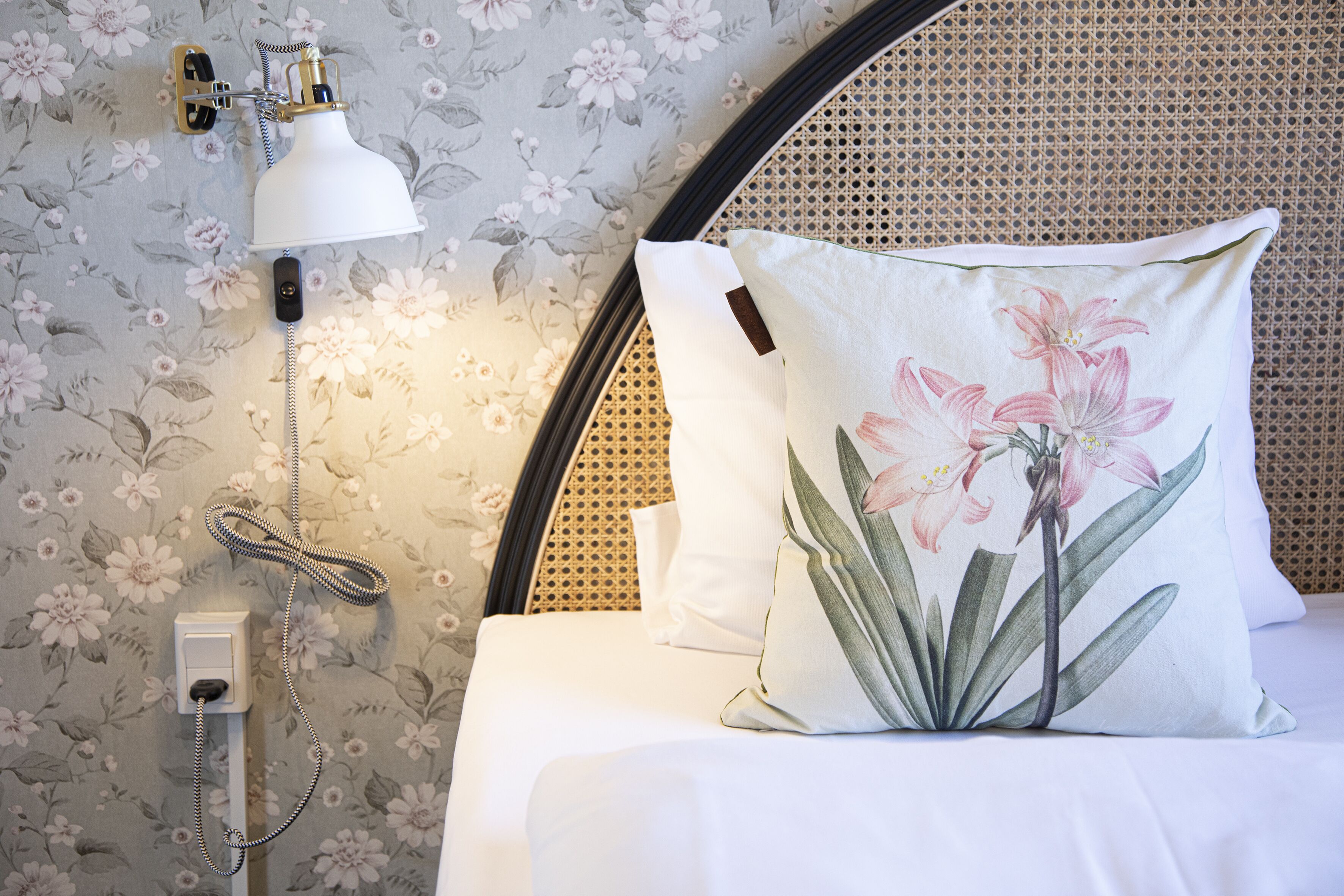 double room, annex building | 1 bedroom, in-room safe, desk, cots/infant beds