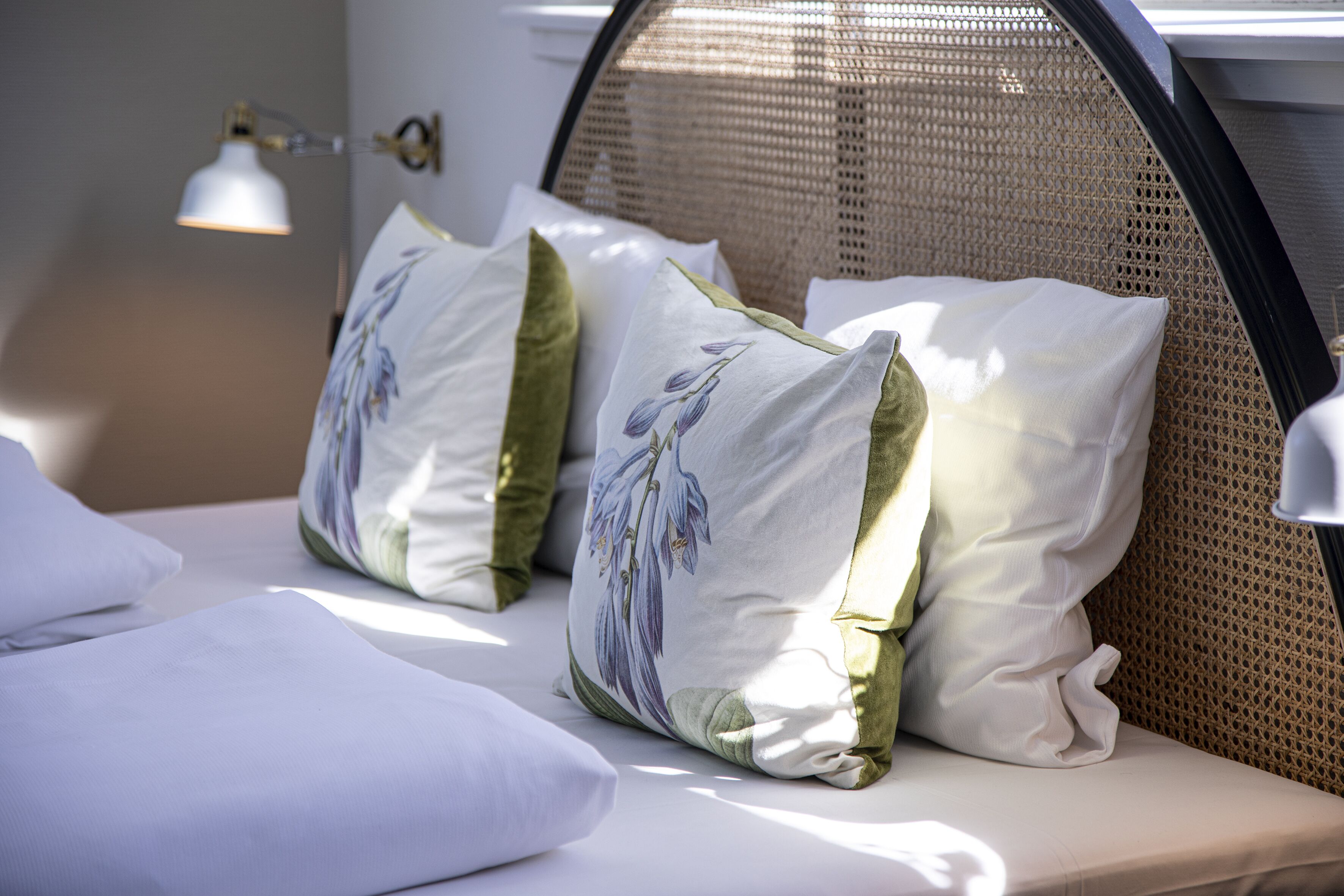 double room, annex building | 1 bedroom, in-room safe, desk, cots/infant beds